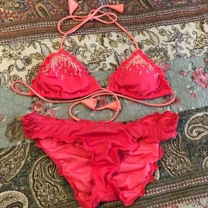 Victoria’s Secret bikini set